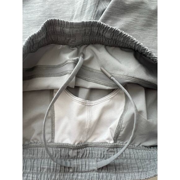 Lot Of Three (3) Men's lululemon NWOT Shorts 7’ Inseam Shorts Size S Gray Black - Picture 6 of 6